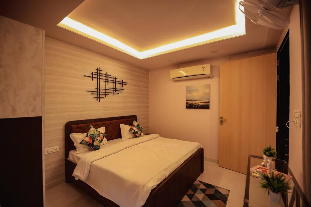 Saiba Outhouse- 4 Bed Room- Pool- Theatre- Partyhall- Garden & Terrace Sitting Area 斋浦尔 外观 照片