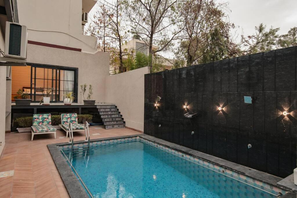 Saiba Outhouse- 4 Bed Room- Pool- Theatre- Partyhall- Garden & Terrace Sitting Area 斋浦尔 外观 照片